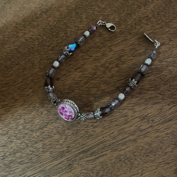 Purple Beaded Bracelet. - Picture 3 of 3